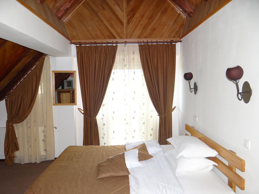 Belvedere Corbeni Zimmer foto